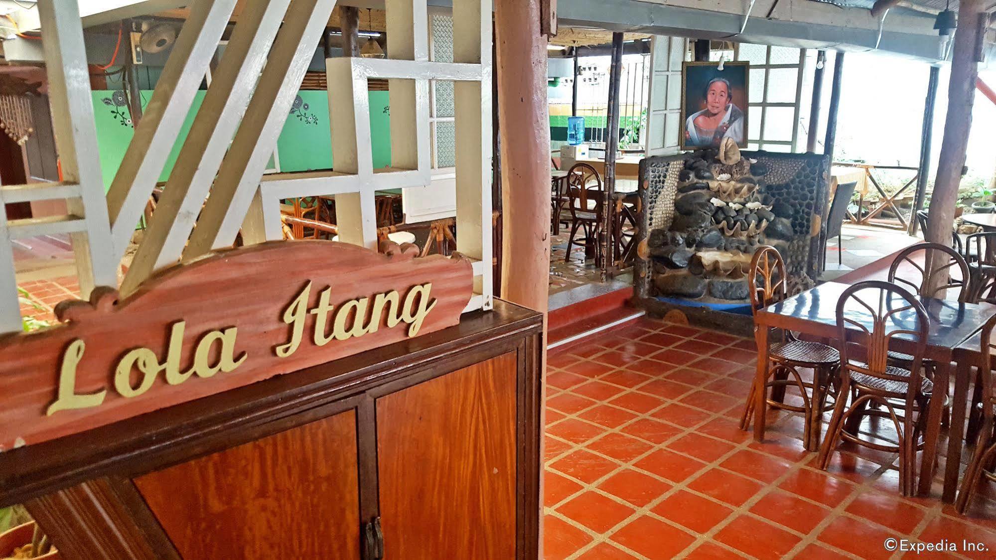 Lola Itang Pension House Tiniguiban Exteriör bild